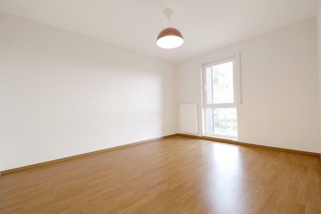 Luxembourg-Gasperich (Gaasperech) - To rent : apartment